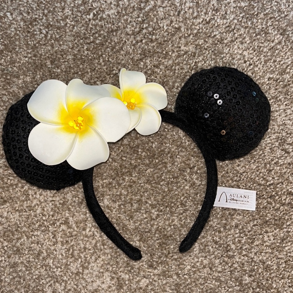 Disney Aulani, Mickey Mouse ears